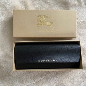 Burberry Eyeglass Case. New❗️